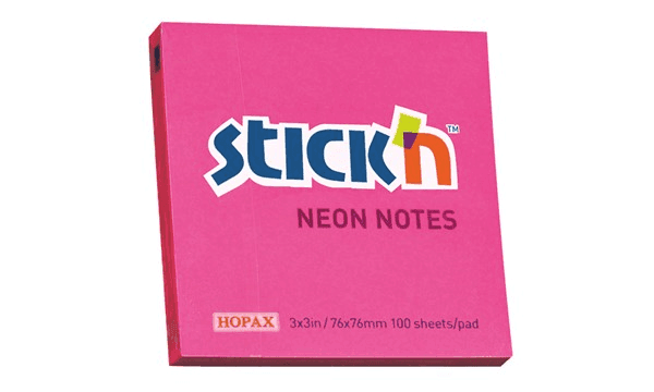 Gıpta Postit gıpta neon pembe kare yapışkanlı notun blok görünümü bütün hâlde